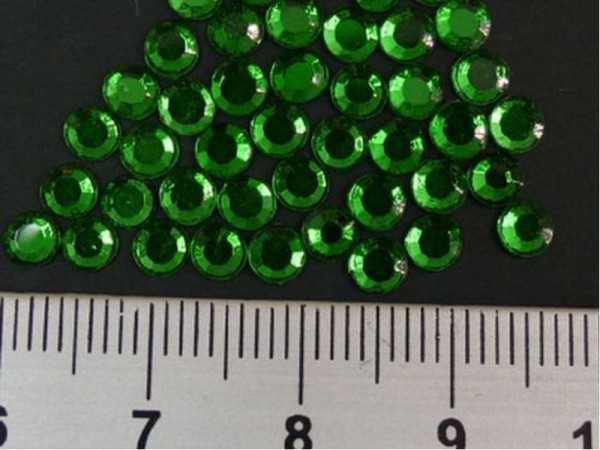 Rhinestones - Grün, 4 mm