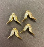 Quasten-Haube "Tulpe" klein (4 Stk.) Quasten-Haube "Tulpe" klein (4 Stk.)