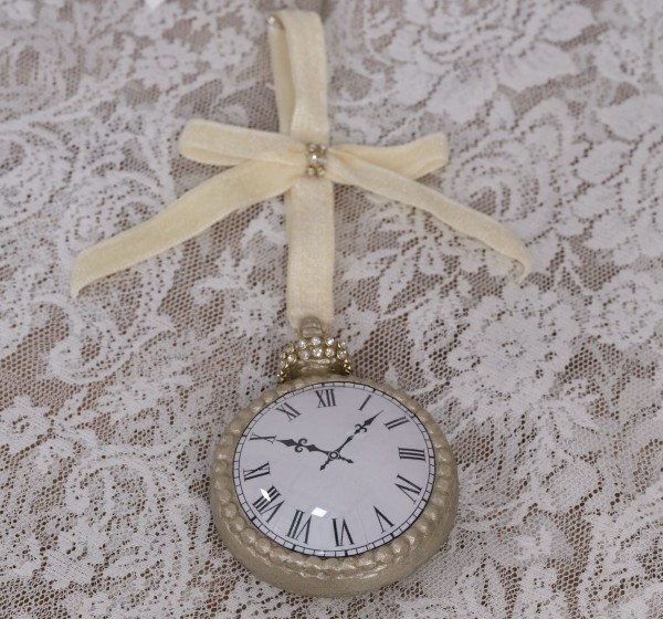 Taschenuhr aus Resin 9cm Beige