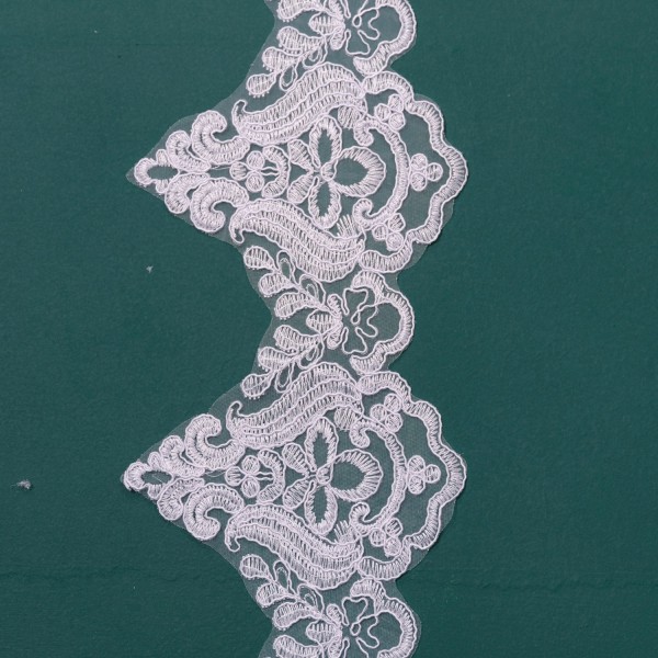 Spitze Weiß - 1,5cm