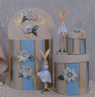 4 Bogen Folienblumen Beige mit Punkten 4 Bogen Folienblumen Beige mit Punkten