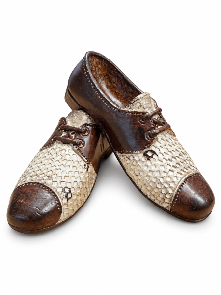 Deko Figur "Schuhpaar" - Braun - 12x11cm 6PR5572