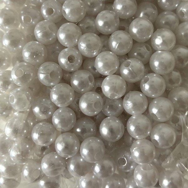 50gr. Kunststoffperlen 8mm