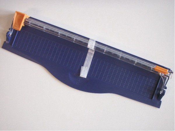 Paper Trimmer / Papierschneider